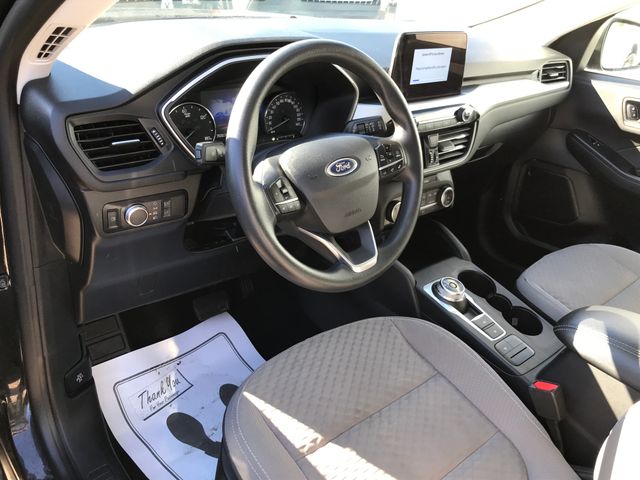 2022 Ford Escape Hybrid SE photo 3