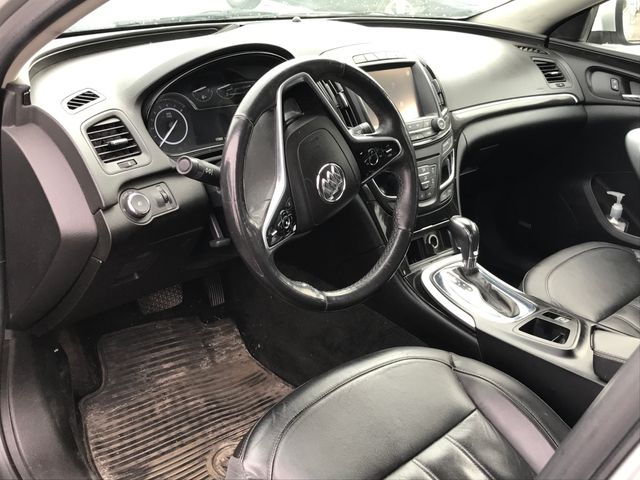 2016 Buick Regal Premium II photo 2