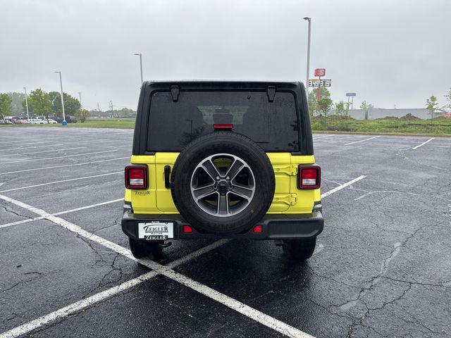 2023 Jeep Wrangler Sahara photo 4