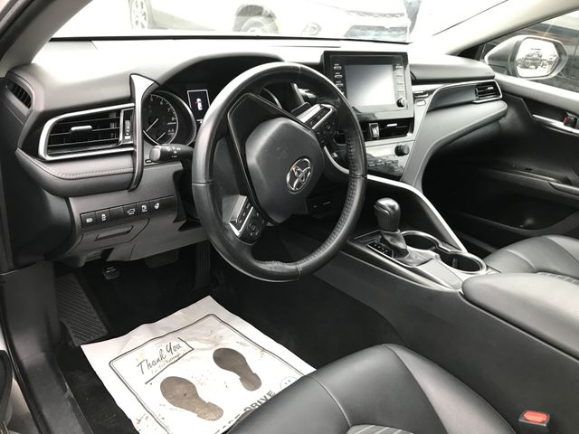 2023 Toyota Camry SE photo 3