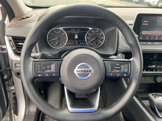 2021 Nissan Rogue SV photo 2