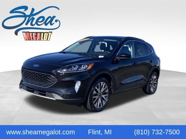2021 Ford Escape Titanium's photo