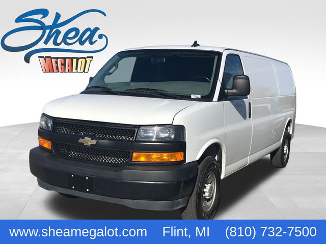 2022 Chevrolet Express Cargo 1WT