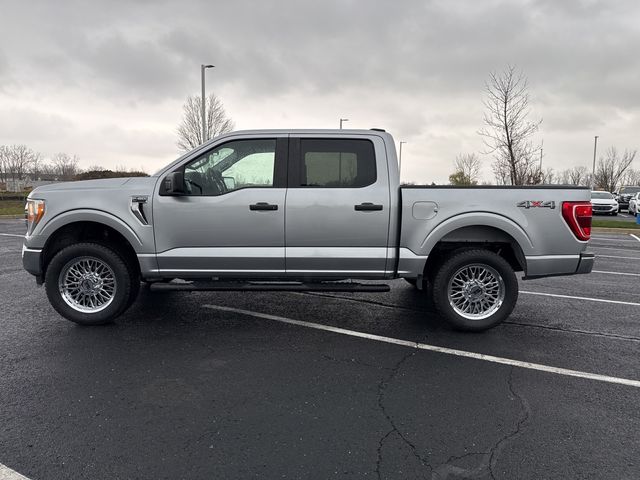 2022 Ford F-150 XLT photo 2