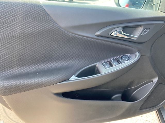 2025 Chevrolet Malibu RS - Photo 17