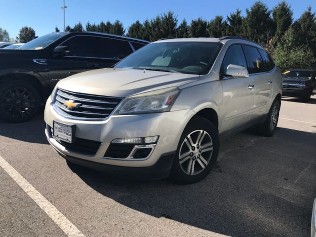Used 2015 Chevrolet Traverse LT SUV