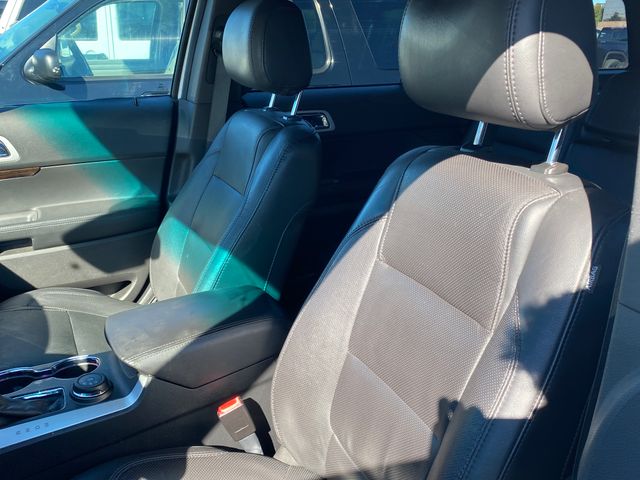 2015 Ford Explorer Limited photo 4