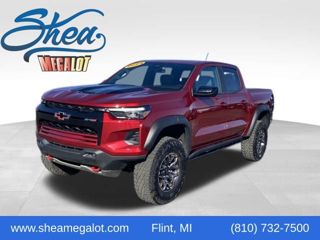 2024 Chevrolet Colorado ZR2's photo