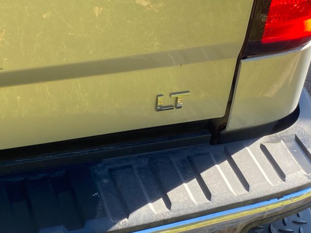 2017 Chevrolet Silverado 1500 LT photo 3