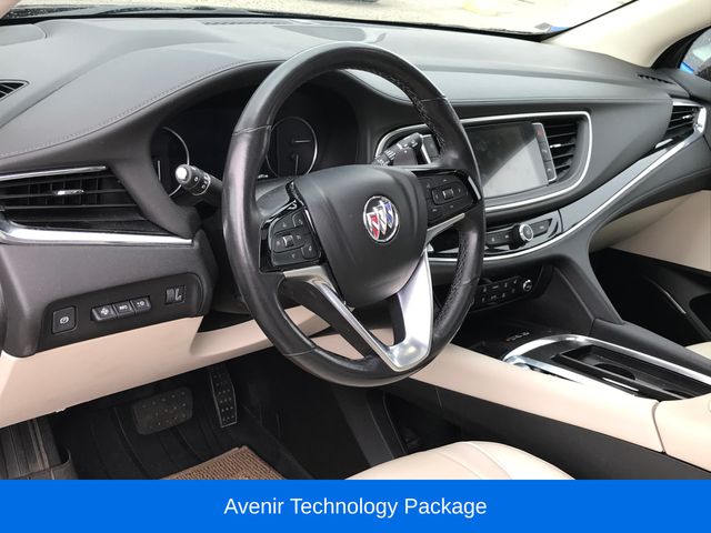 2022 Buick Enclave Avenir photo 2