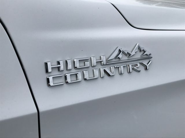 2023 Chevrolet Tahoe High Country photo 4