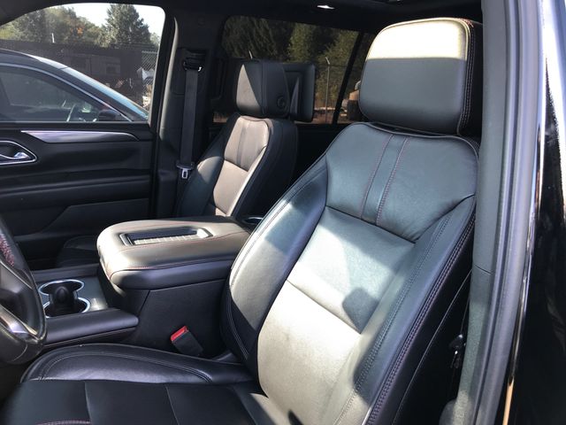 2021 Chevrolet Suburban RST photo 3
