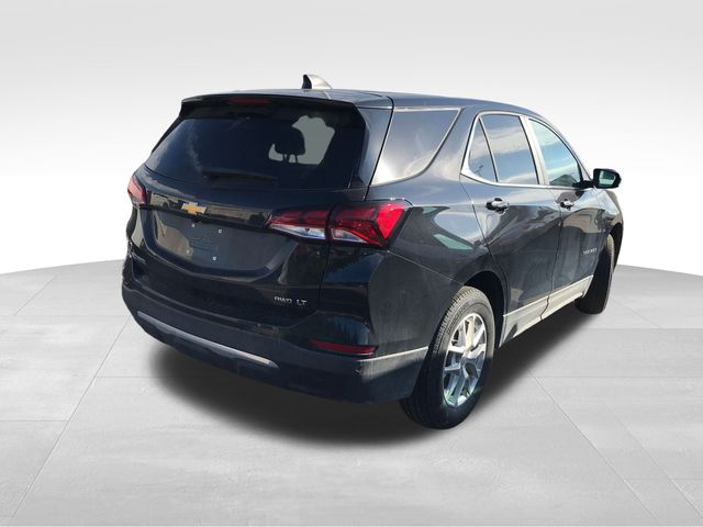2024 Chevrolet Equinox LT photo 2