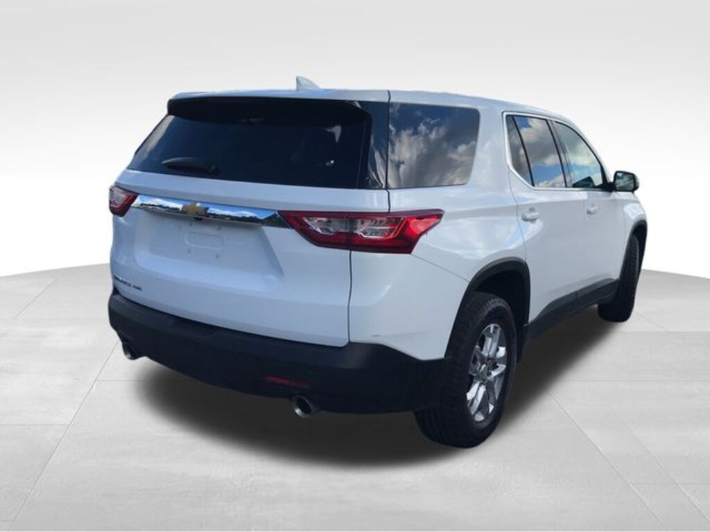 Used 2021 Chevrolet Traverse LS SUV