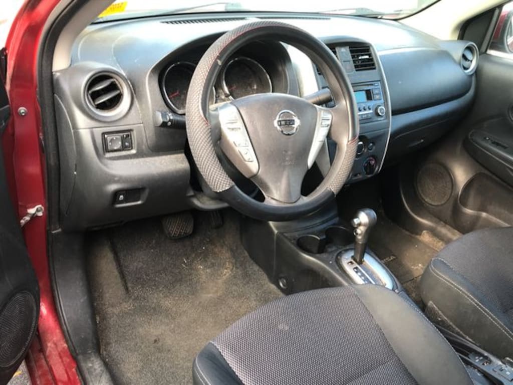 Used 2016 Nissan Versa 1.6 SV Sedan