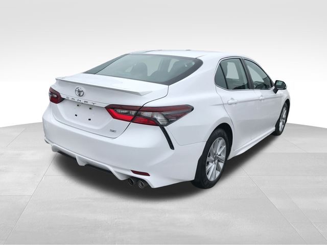 2023 Toyota Camry SE photo 2