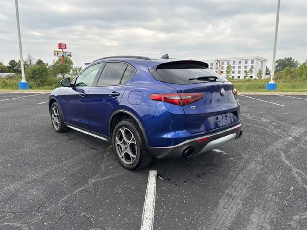 Used 2022 Alfa Romeo Stelvio Ti SUV