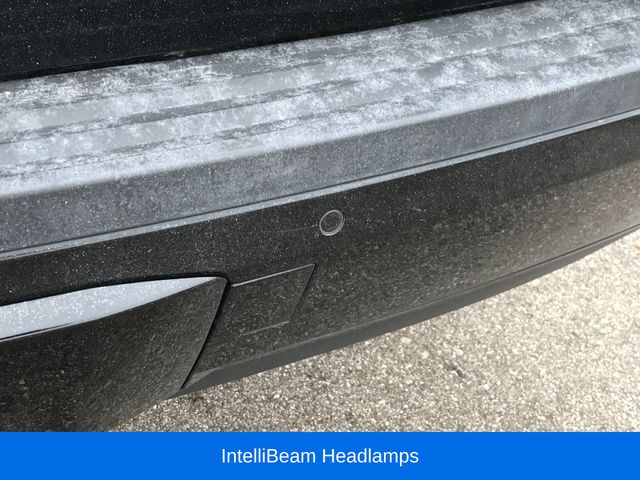 2017 Cadillac Escalade Luxury photo 4