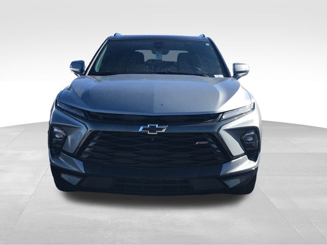 2023 Chevrolet Blazer RS photo 2