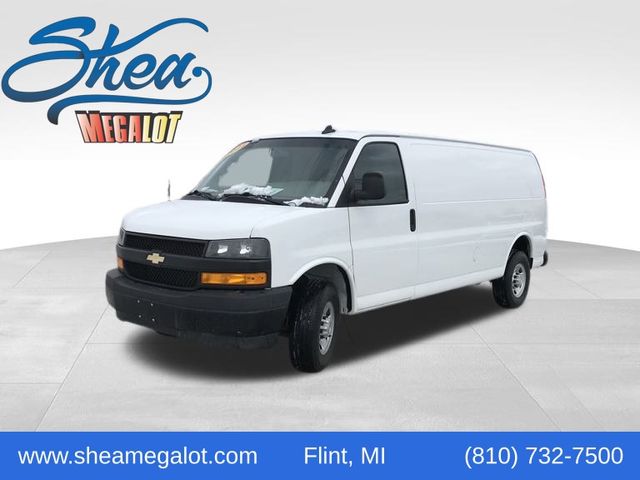 2022 Chevrolet Express Cargo 1WT's photo