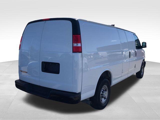 2022 Chevrolet Express 2500 Work Van Cargo photo 2