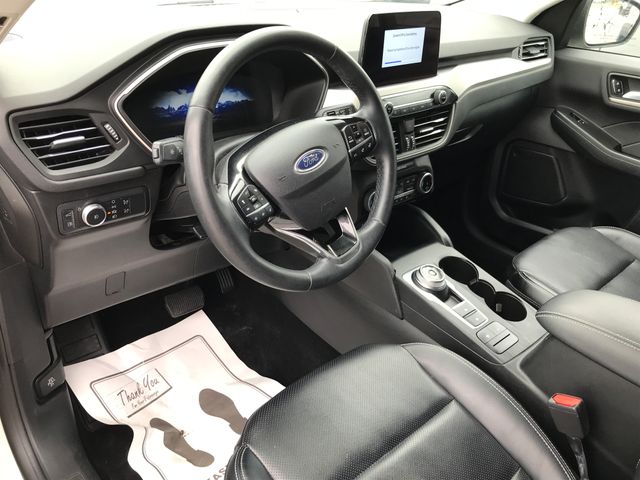 2022 Ford Escape SEL Plug-In Hybrid photo 3