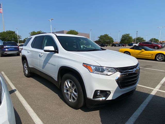 Used 2021 Chevrolet Traverse 3LT with VIN 1GNEVHKW9MJ110236 for sale in Flint, MI