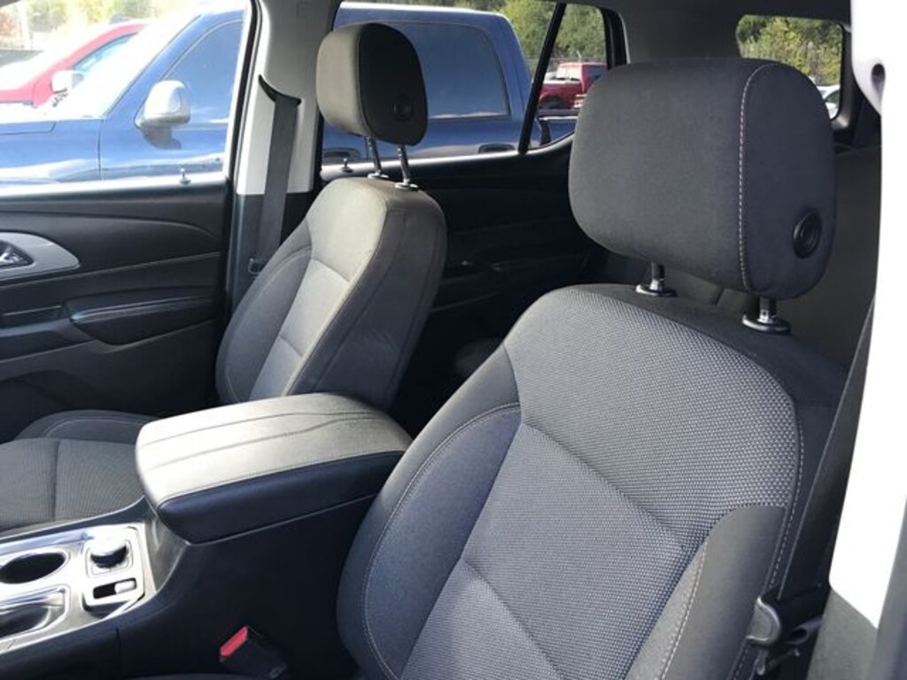 Used 2021 Chevrolet Traverse LS SUV