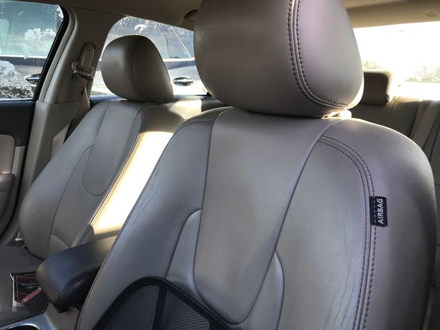 2012 Ford Fusion SEL photo 4