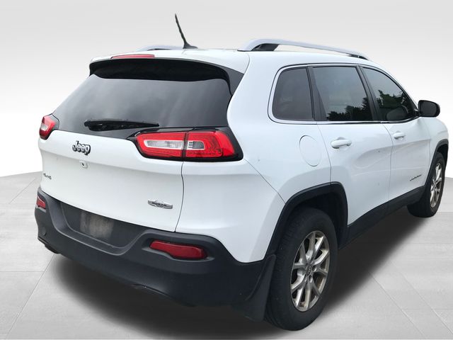 2015 Jeep Cherokee Latitude photo 2