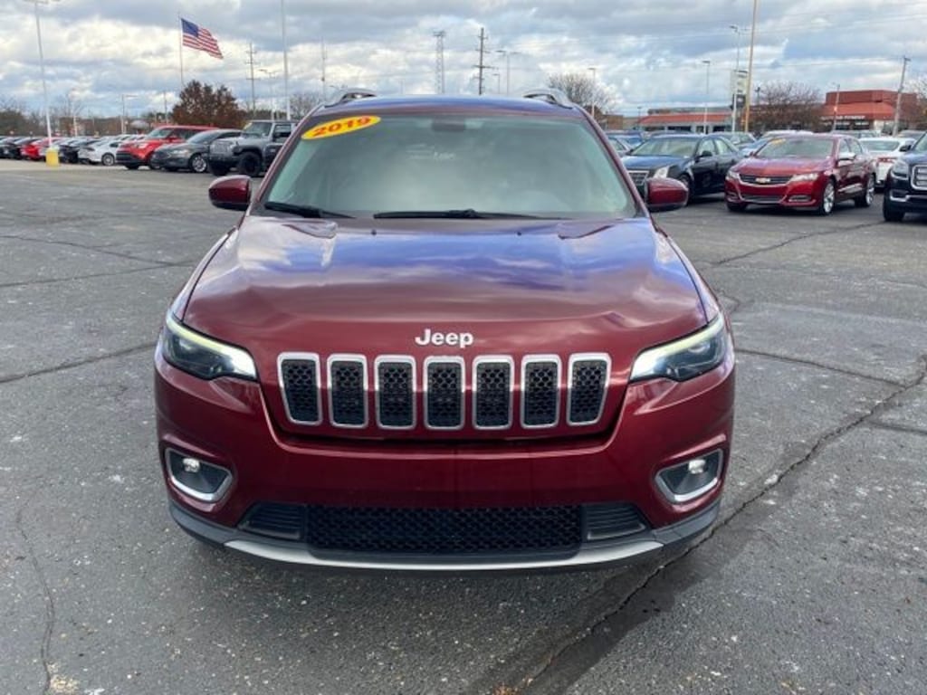 Used 2019 Jeep Cherokee Limited SUV