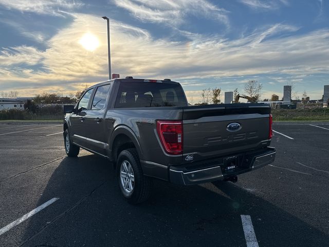 2022 Ford F-150 XLT photo 3