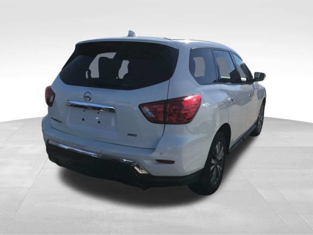 Used 2020 Nissan Pathfinder S SUV