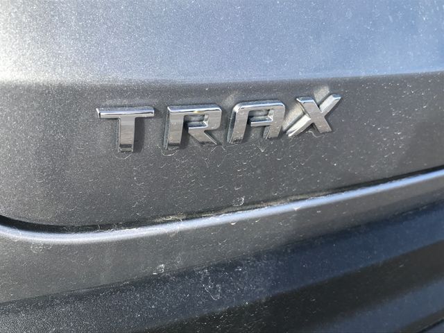 2024 Chevrolet Trax LS photo 3