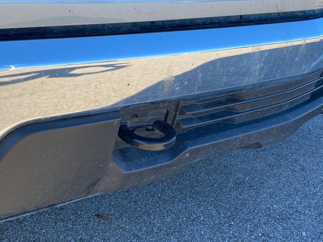 2023 Chevrolet Silverado 1500 LT photo 2