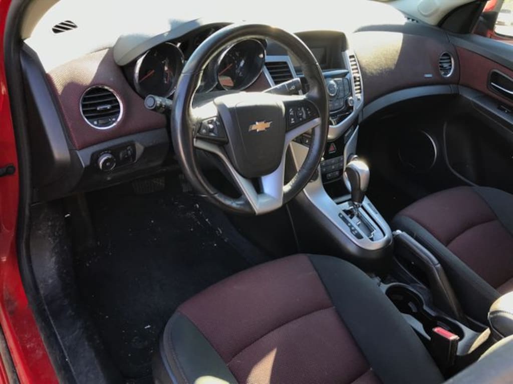 Used 2012 Chevrolet Cruze 1LT Sedan