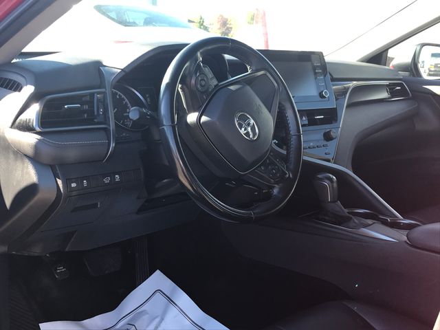 2021 Toyota Camry SE photo 3