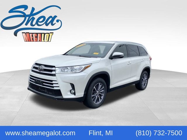 2019 Toyota Highlander XLE's photo
