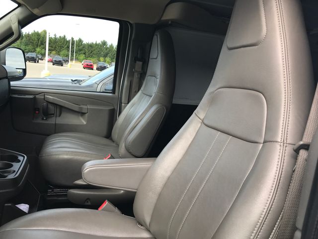 2024 Chevrolet Express 2500 Work Van photo 4