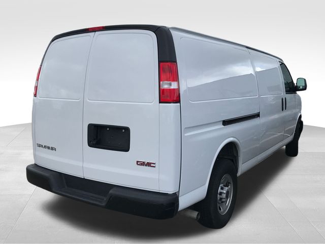 2024 Gmc Savana Cargo 2500 photo 2