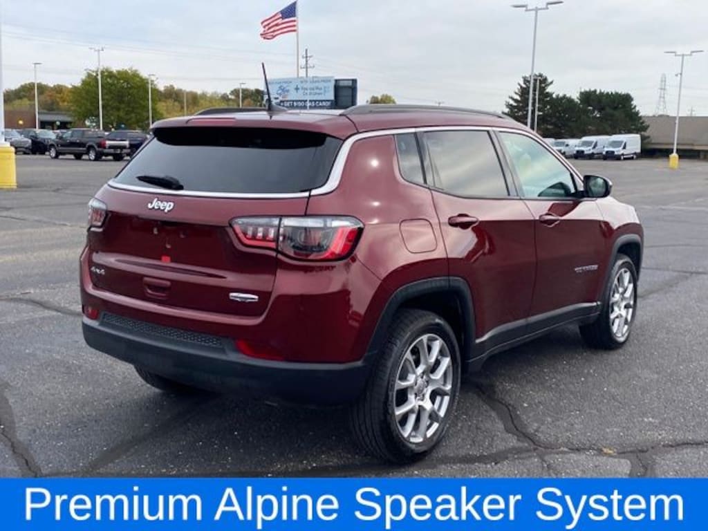 Used 2022 Jeep Compass Latitude Lux SUV