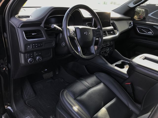 2022 Chevrolet Suburban RST photo 3