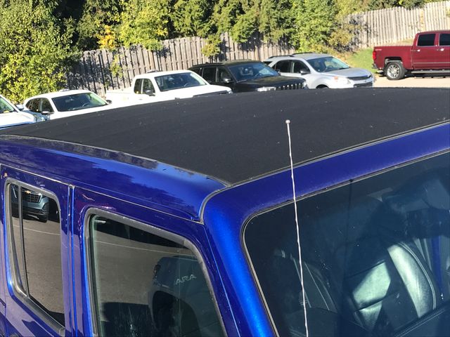 2019 Jeep Wrangler Unlimited Sahara photo 2