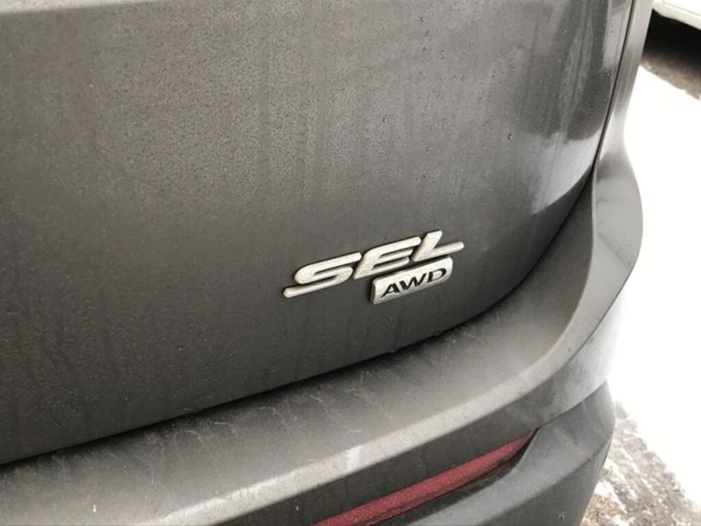 Used 2018 Ford Edge SEL SUV