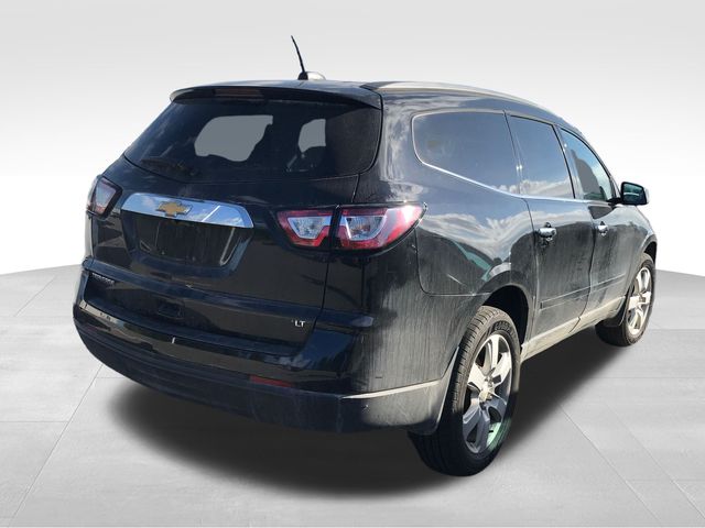 2017 Chevrolet Traverse 1LT photo 2