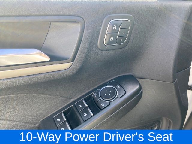 2022 Ford Escape SEL - Photo 16