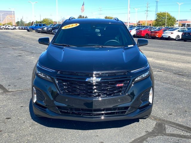 2024 Chevrolet Equinox RS photo 2