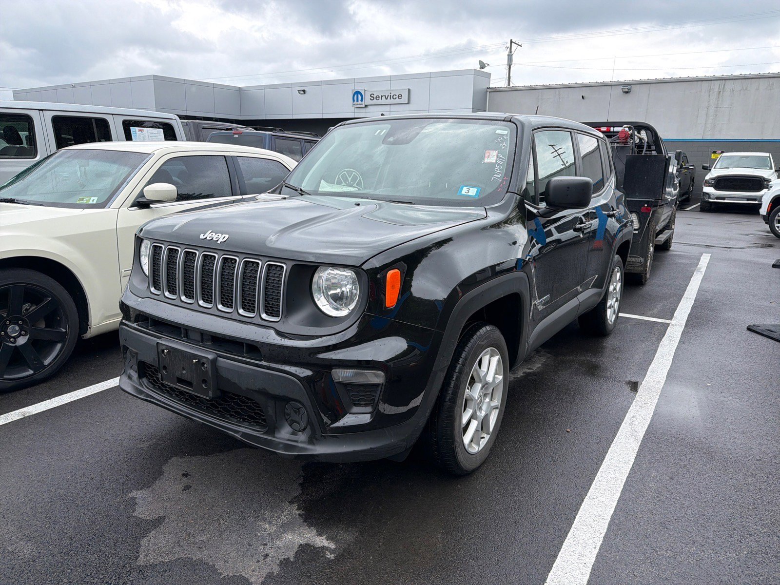 2023 Jeep Renegade Latitude