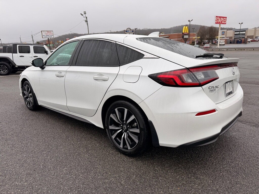 Used 2024 Honda Civic Hatchback EX-L EX-L CVT