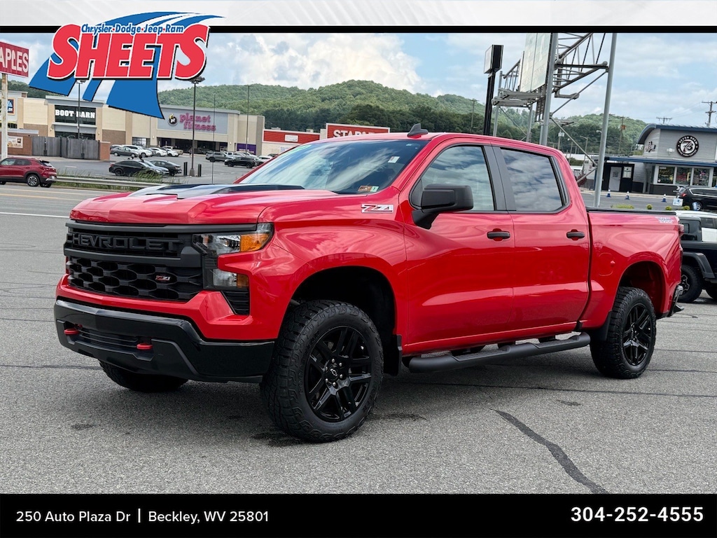 Used 2024 Chevrolet Silverado 1500 Custom Trail Boss 4WD Crew Cab 147 Custom Trail Boss
